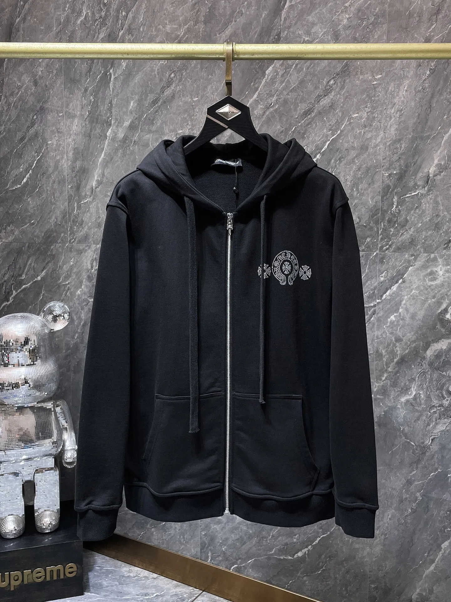 P270 Chrome Hearts Autumn and Winter 2025 Counter Synchronization Heavy-duty hot-drilled horseshoe Sanskrit letter cross Improved customized version 1:1 high-gram weight high-quality fabric Recommended color: white black Size: S, M, L, XL
